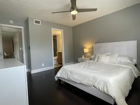 516 Shady Pine Way Greenacres FL 33415