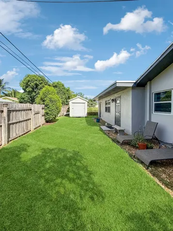 4919 Pine Knott Lane West Palm Beach FL 33417