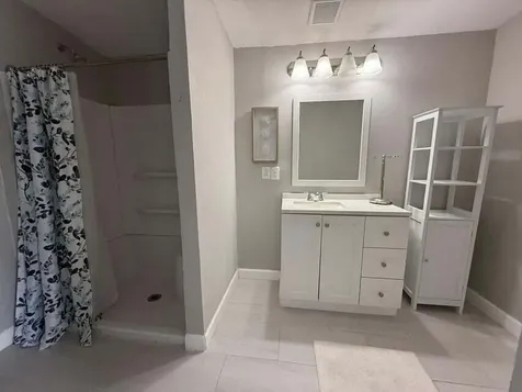 6085 Seashore Drive Atlantis FL 33462