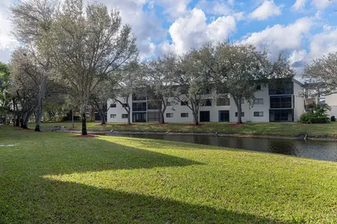 15456 Pembridge Drive Delray Beach FL 33484