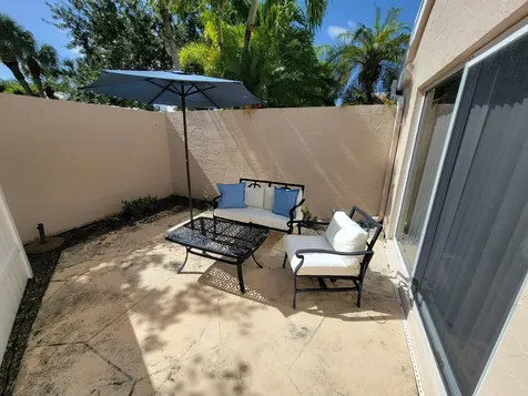 33 Selby Lane Palm Beach Gardens FL 33418