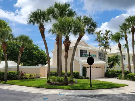 33 Selby Lane Palm Beach Gardens FL 33418