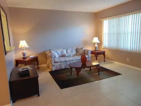 292 Fanshaw G Boca Raton FL 33434