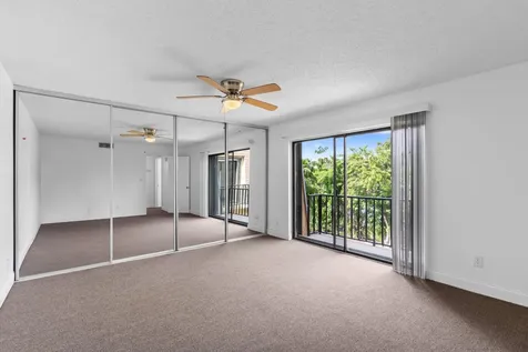 226 Alemeda Drive Palm Springs FL 33461