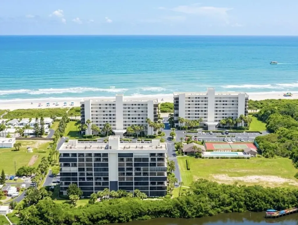 5055 N Highway A1a Hutchinson Island FL 34949
