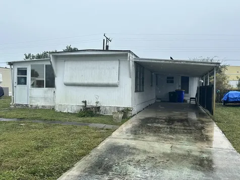 6950 Se Ridgeway Terrace Hobe Sound FL 33455
