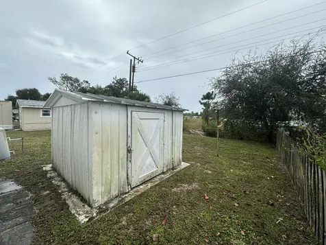 6950 Se Ridgeway Terrace Hobe Sound FL 33455