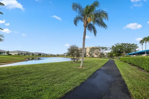 6936 Huntington Lane Delray Beach FL 33446