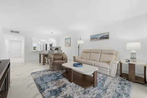 6936 Huntington Lane Delray Beach FL 33446