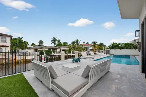 785 Ne 70th Street Boca Raton FL 33487