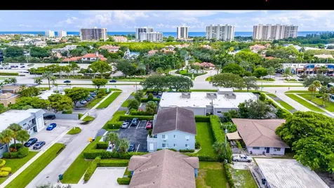560 NE 46th Street Boca Raton FL 33431