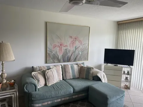 506 Davis Road Palm Springs FL 33461