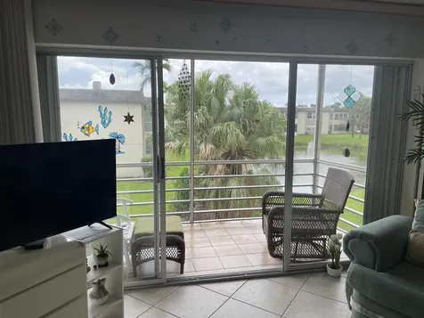 506 Davis Road Palm Springs FL 33461