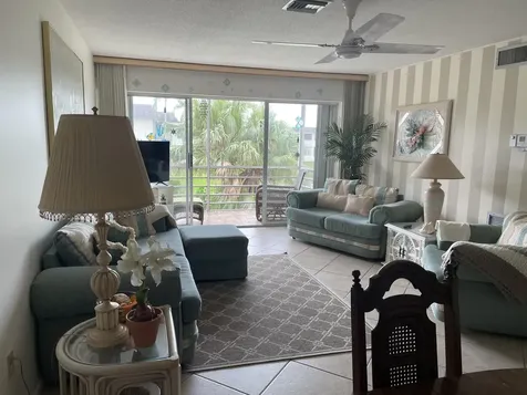 506 Davis Road Palm Springs FL 33461