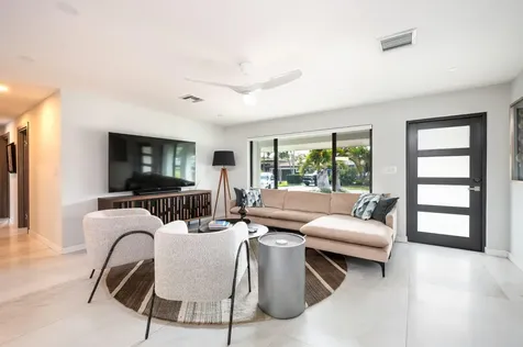 2200 Ne 15th Terrace Wilton Manors FL 33305