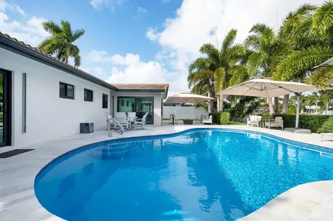 2200 Ne 15th Terrace Wilton Manors FL 33305