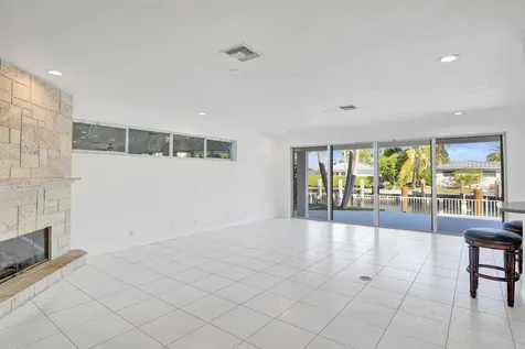 807 Coventry Street Boca Raton FL 33487