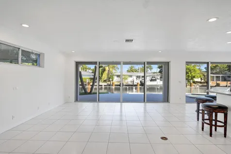 807 Coventry Street Boca Raton FL 33487