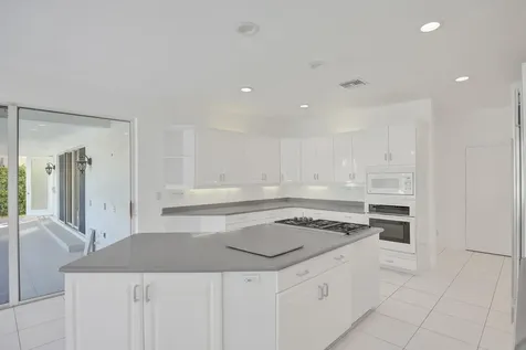 807 Coventry Street Boca Raton FL 33487