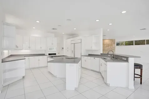 807 Coventry Street Boca Raton FL 33487