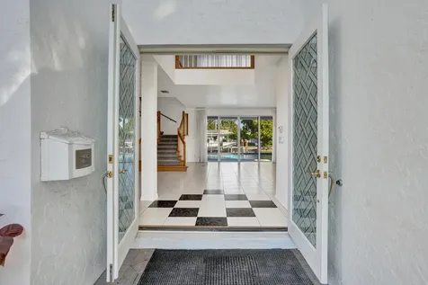 807 Coventry Street Boca Raton FL 33487