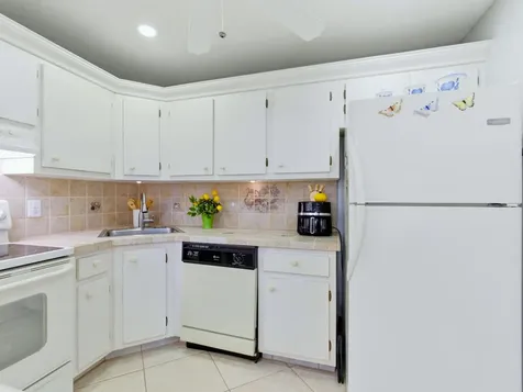 331 Knotty Pine Circle Greenacres FL 33463