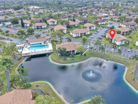 331 Knotty Pine Circle Greenacres FL 33463