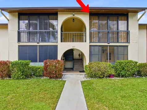 331 Knotty Pine Circle Greenacres FL 33463