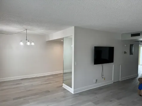 2039 Rexford Boca Raton FL 33434