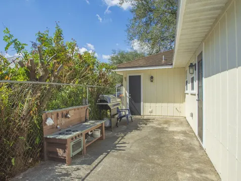 1304 32nd Avenue Vero Beach FL 32968