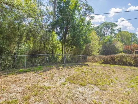 1304 32nd Avenue Vero Beach FL 32968