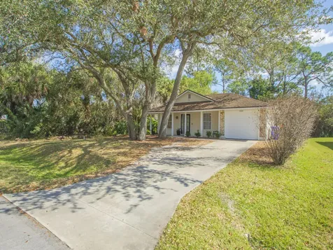1304 32nd Avenue Vero Beach FL 32968