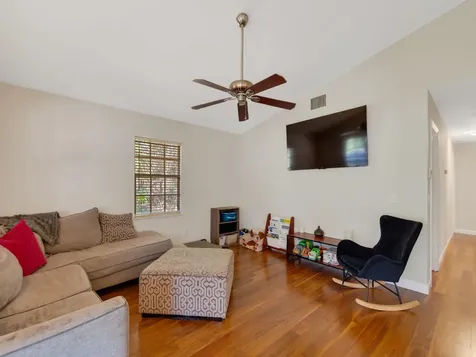 1304 32nd Avenue Vero Beach FL 32968