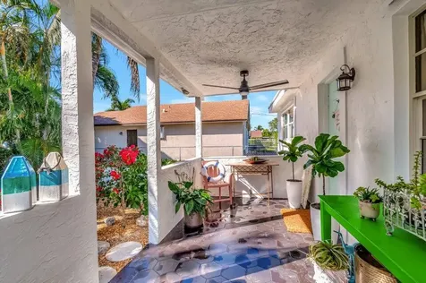 237 Sw 3rd Avenue Delray Beach FL 33444