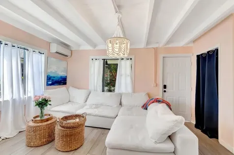 237 SW 3rd Avenue Delray Beach FL 33444