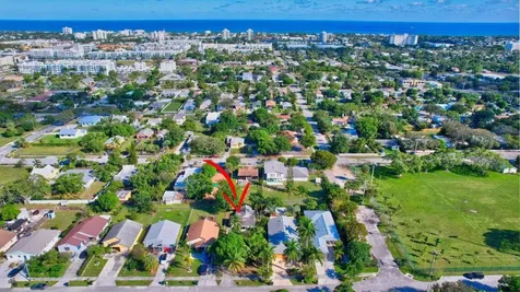 237 SW 3rd Avenue Delray Beach FL 33444