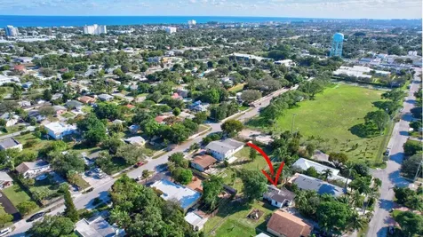 237 SW 3rd Avenue Delray Beach FL 33444
