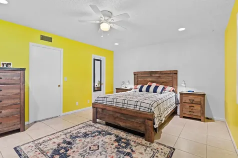 201 Country Lane Boynton Beach FL 33435