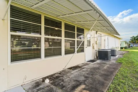 201 Country Lane Boynton Beach FL 33435