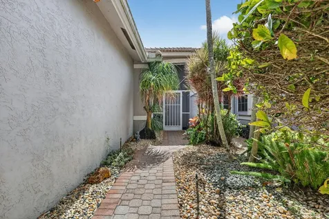 9848 Crescent View Drive Boynton Beach FL 33437