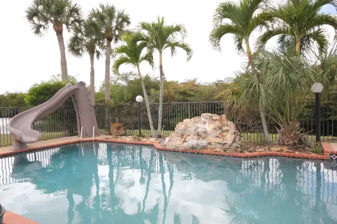 21597 Reflection Lane Boca Raton FL 33428