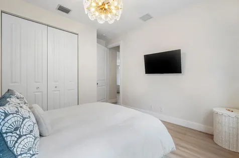 7606 S Olive Avenue West Palm Beach FL 33405
