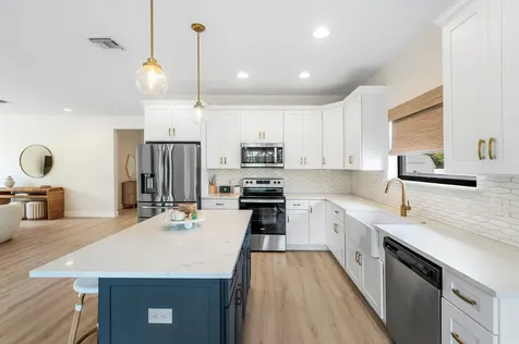 7606 S Olive Avenue West Palm Beach FL 33405