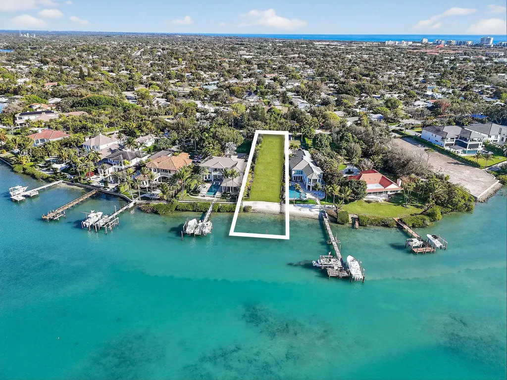 114 W Riverside Drive Jupiter FL 33469