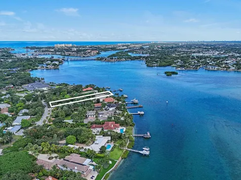 114 W Riverside Drive Jupiter FL 33469