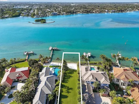 114 W Riverside Drive Jupiter FL 33469