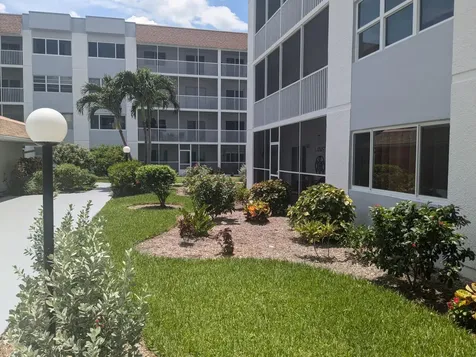 1516 S Lakeside Drive Lake Worth Beach FL 33460