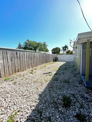 67 Tortuga Road Palm Springs FL 33461
