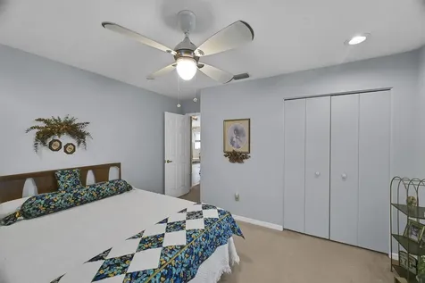 8690 Shadylake Lane Fort Pierce FL 34947