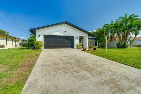 601 Se 23rd Avenue Cape Coral FL 33990